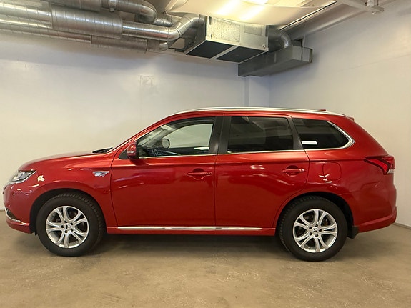 Mitsubishi Outlander 3 of 30