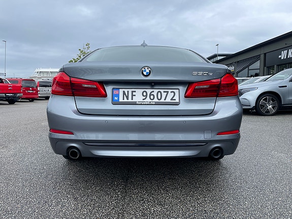 BMW 5-Serie 4 of 5