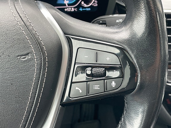 BMW 530e 29 of 30