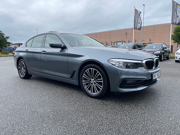 BMW 530e 9 of 30