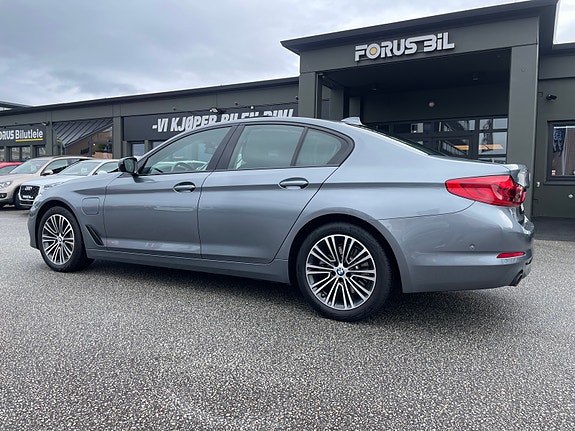 BMW 530e 13 of 30