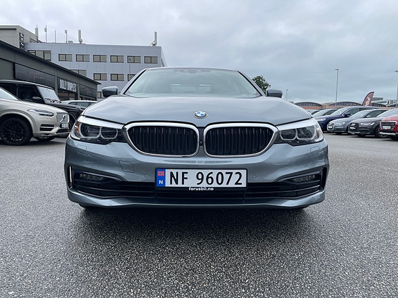 BMW 530e 10 of 30