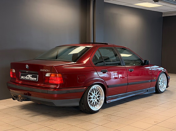 BMW 3-Serie 2 of 5