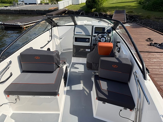 Velutstyrt Nordkapp Avant 705 Ranger | Alu-skrog | Evinrude G2 300 hk 11 of 30