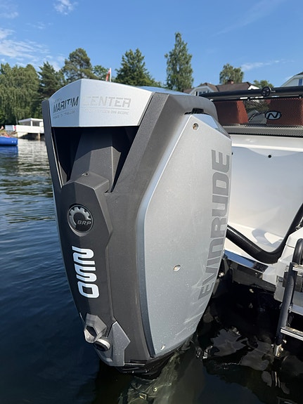 Velutstyrt Nordkapp Avant 705 Ranger | Alu-skrog | Evinrude G2 300 hk 16 of 30