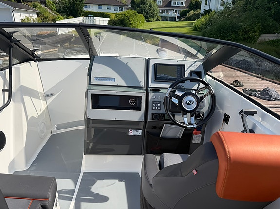 Velutstyrt Nordkapp Avant 705 Ranger | Alu-skrog | Evinrude G2 300 hk 8 of 30