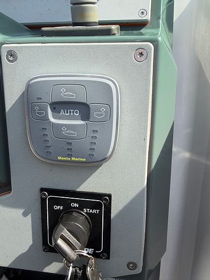 Velutstyrt Nordkapp Avant 705 Ranger | Alu-skrog | Evinrude G2 300 hk 21 of 30