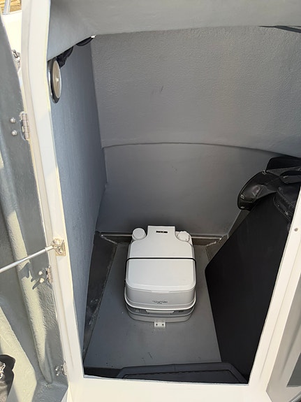 Velutstyrt Nordkapp Avant 705 Ranger | Alu-skrog | Evinrude G2 300 hk 27 of 30