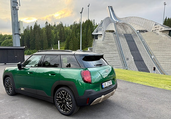 MINI Aceman E 6 of 12