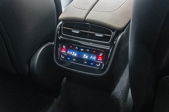 Mercedes-Benz EQS53 24 of 30