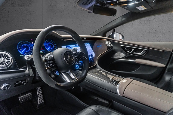 Mercedes-Benz EQS53 16 of 30