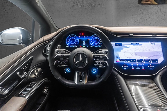 Mercedes-Benz EQS53 25 of 30