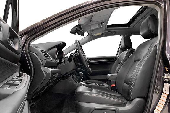 Subaru Outback 2 of 16