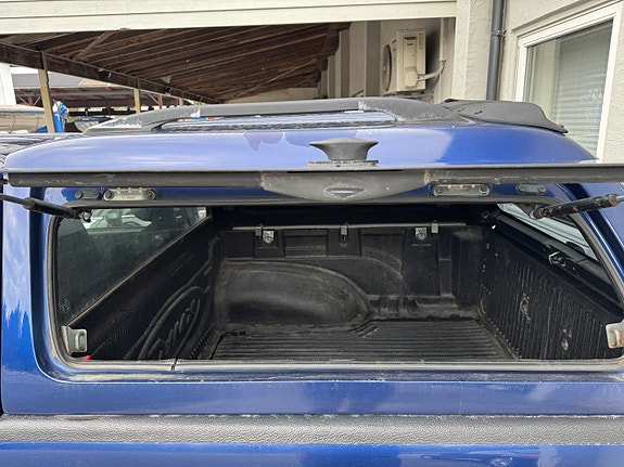 Isuzu D-max 10 of 12