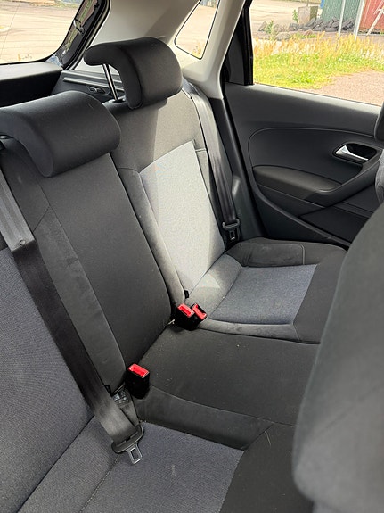 Volkswagen Polo 11 of 18