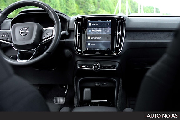 Volvo C40 29 of 30
