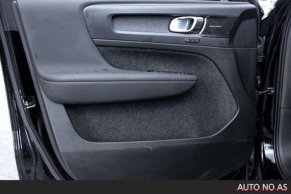 Volvo C40 13 of 30