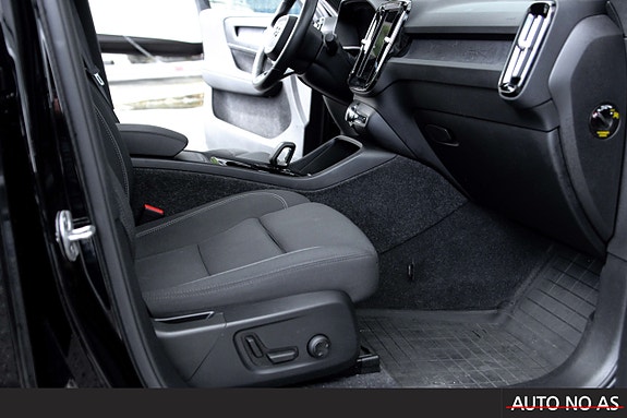 Volvo C40 30 of 30