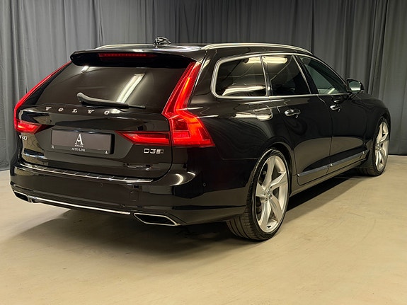 Volvo V90 14 of 30
