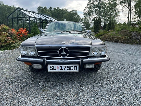 Mercedes-Benz SL450 2 of 5