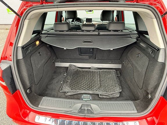 Mercedes-Benz B180 11 of 22