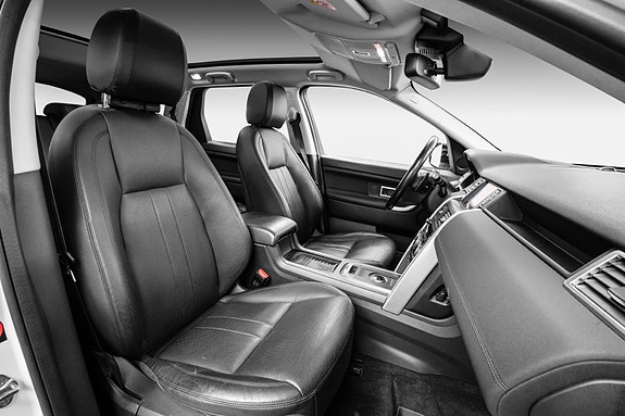 Land Rover Discovery Sport 13 of 30