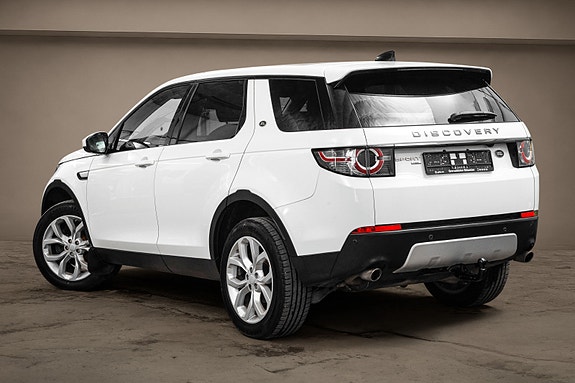 Land Rover Discovery Sport 4 of 30