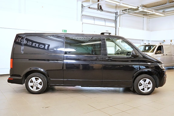 Volkswagen Transporter 9 of 30