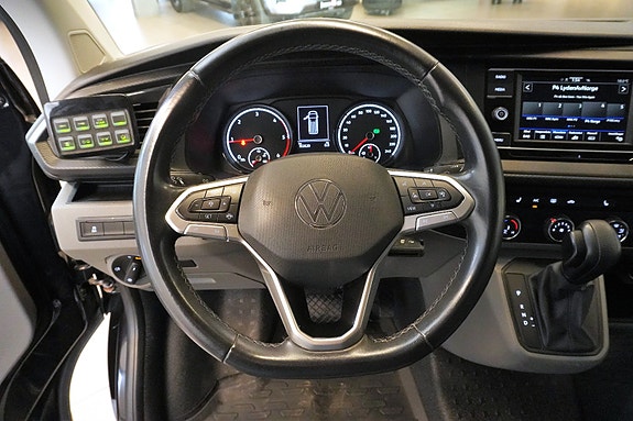 Volkswagen Transporter 16 of 30
