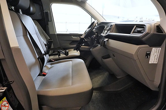 Volkswagen Transporter 28 of 30