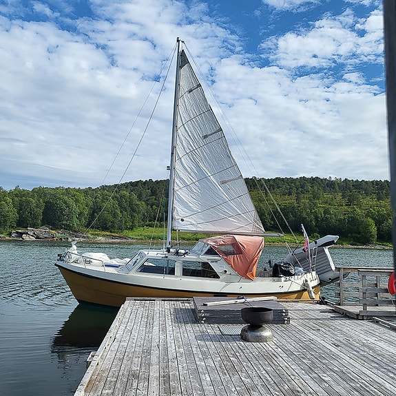 Viksund 27 Columbi – med seilføring rigget for fritidsfiske og turer 2 of 5