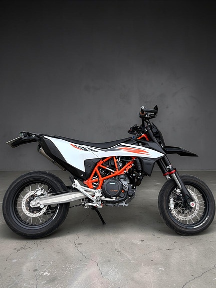KTM 690 SMC R WINGS/LED-LYKT/TAIL-TIDY/QUICKSHIFTER+