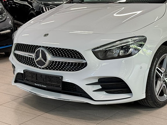 Mercedes-Benz B250 e 6 of 30