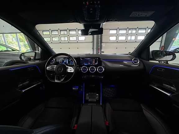 Mercedes-Benz B250 e 29 of 30