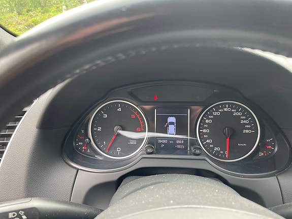 Audi Q5 9 of 18