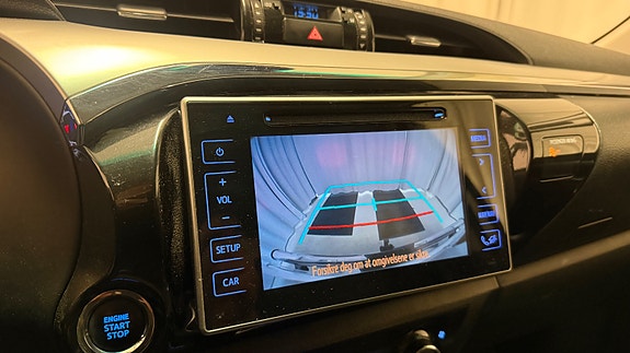 Toyota HiLux 19 of 19