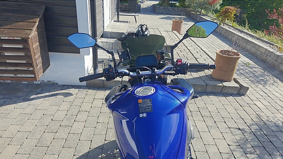Yamaha MT-10 4 of 10