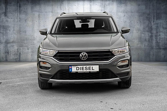 Volkswagen T-Roc 4 of 5