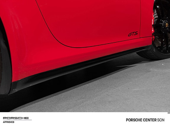 Porsche 911 18 of 30