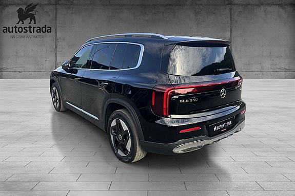 Mercedes-Benz GLB35 7 of 20