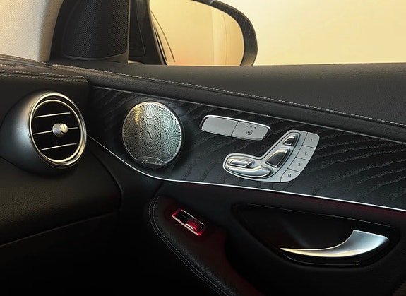 Mercedes-Benz GLC300 de 19 of 30