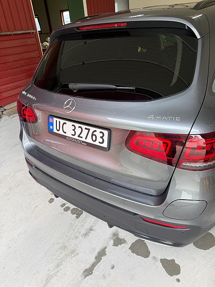 Mercedes-Benz GLC300 de 8 of 30