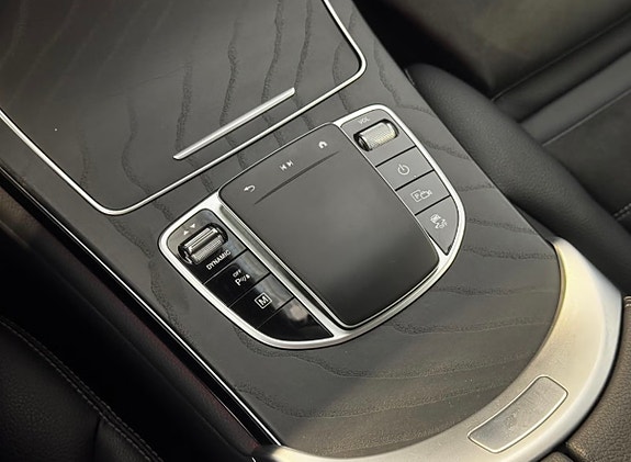 Mercedes-Benz GLC300 de 21 of 30