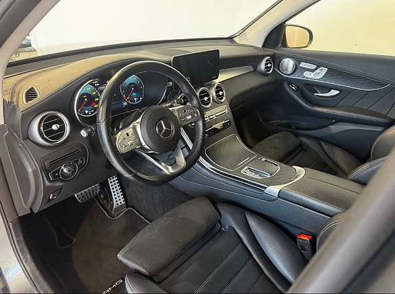 Mercedes-Benz GLC300 de 22 of 30