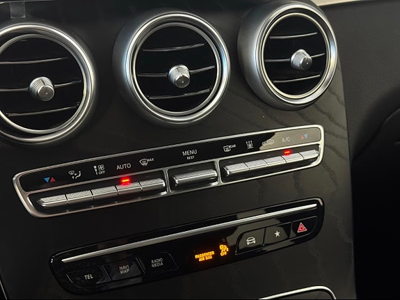 Mercedes-Benz GLC300 de 20 of 30