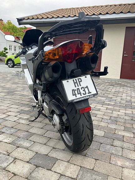 Honda VFR 800 6 of 12