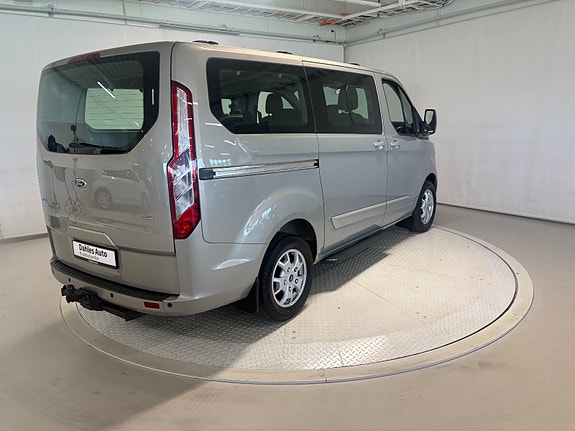 Ford Tourneo Custom 5 of 5