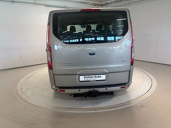 Ford Tourneo Custom 4 of 5