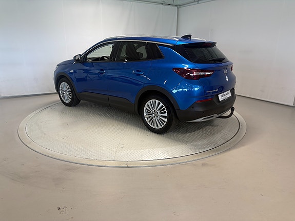 Opel Grandland X 4 of 5