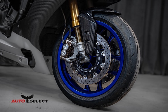 Yamaha YZF-R1M 9 of 23